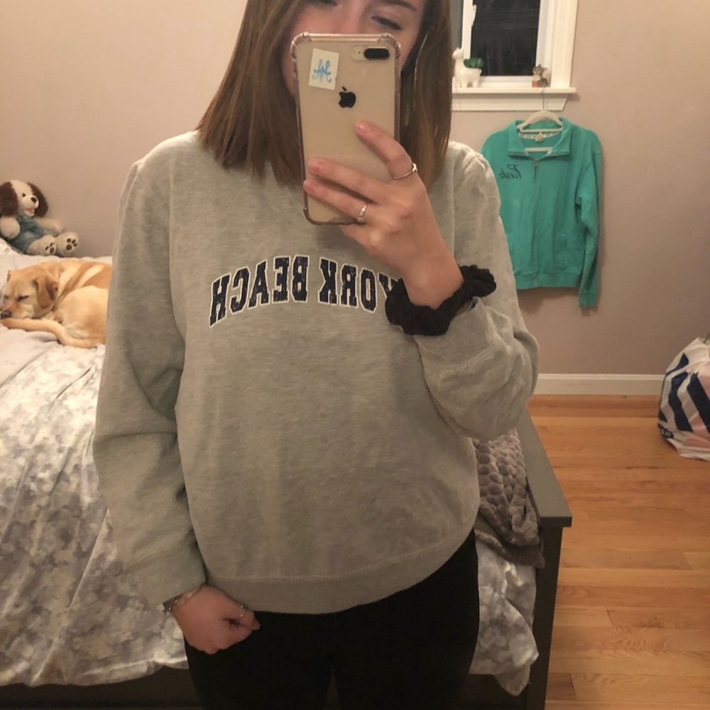 york beach crewneck